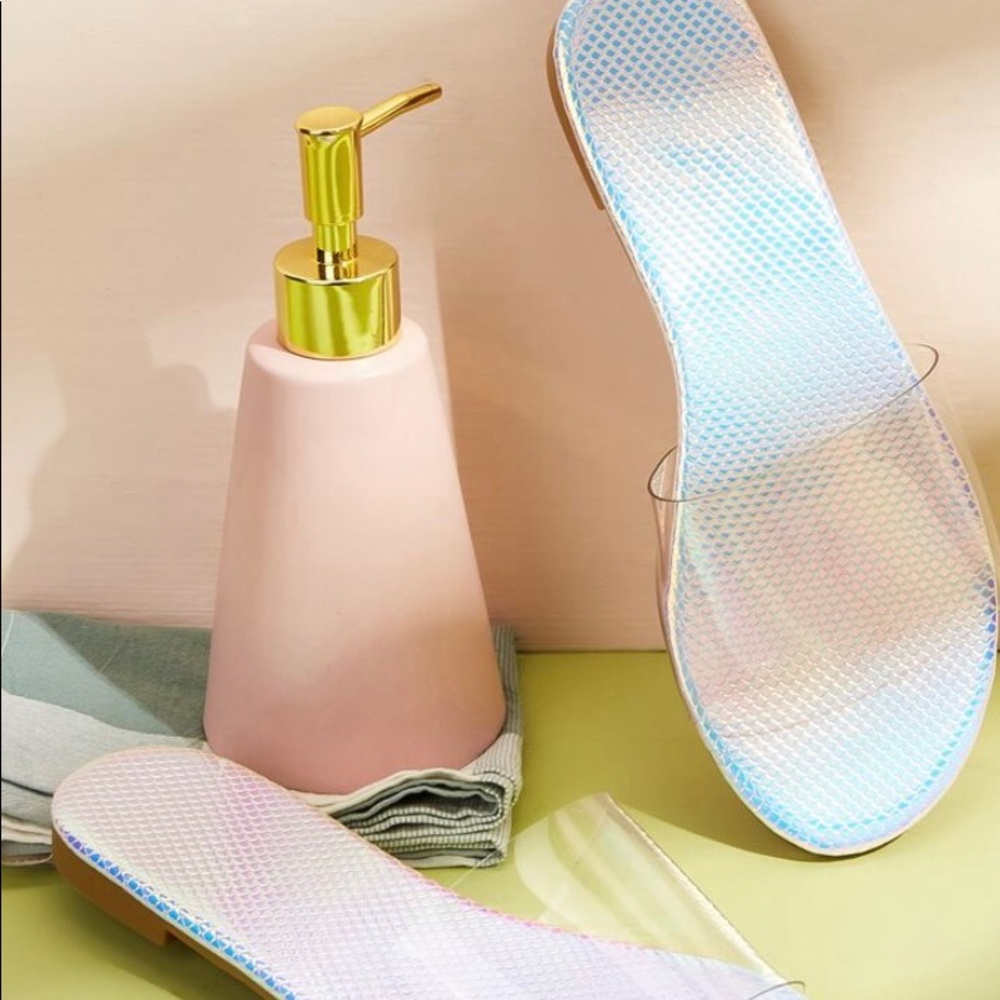 Hologram slides